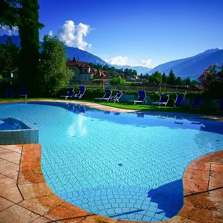 Kröllnerhof Hotel Lana