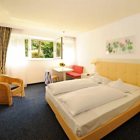 Kröllnerhof Hotel Lana